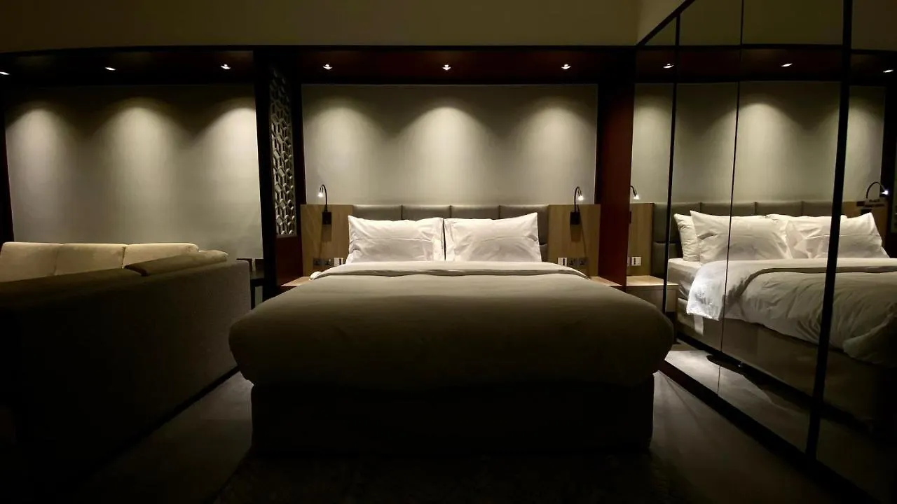 Sitara Hotel Apartment Dubai 0*,