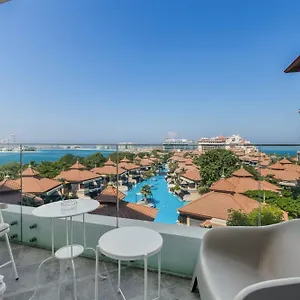 شقة Luxury Azizi Mina Beachfront, دبي